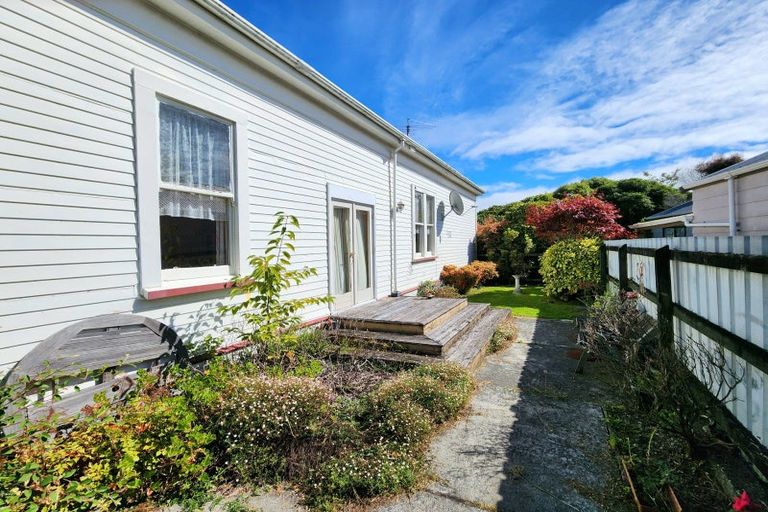 Photo of property in 9 Heaphy Street, Greymouth, 7805
