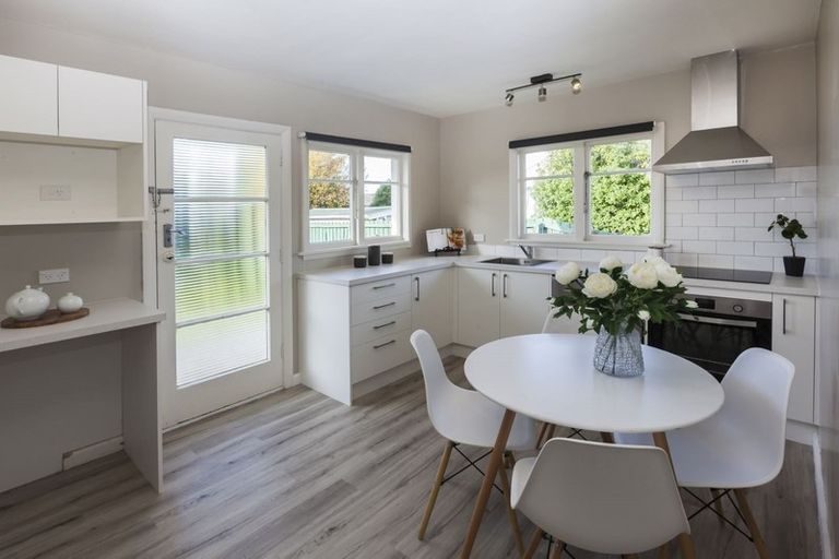 Photo of property in 50 Croziers Road, St Albans, Christchurch, 8052