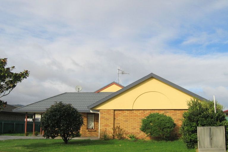 Photo of property in 17 Sunburst Court, Paraparaumu Beach, Paraparaumu, 5032