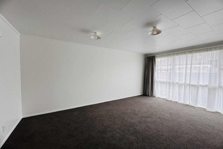 Photo of property in 676 Main Street, Palmerston North, 4414