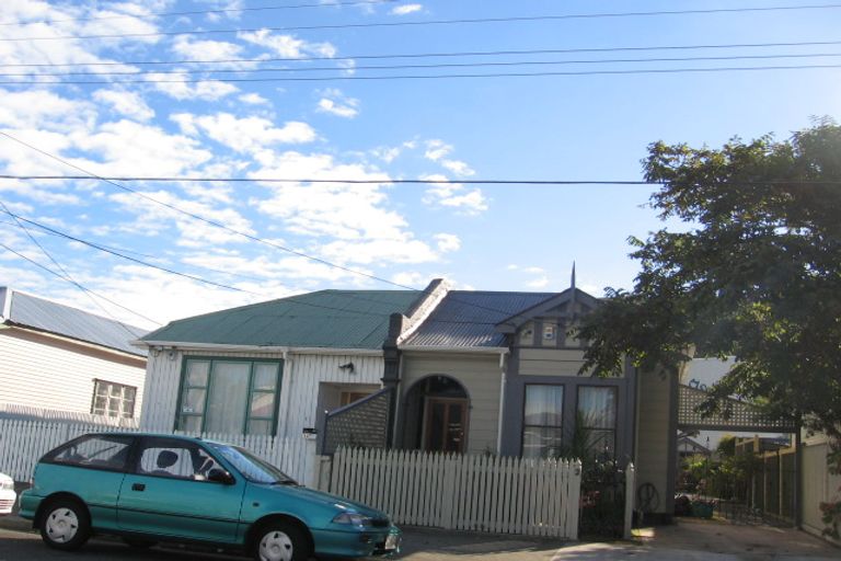 Photo of property in 19 Riddlers Crescent, Petone, Lower Hutt, 5012