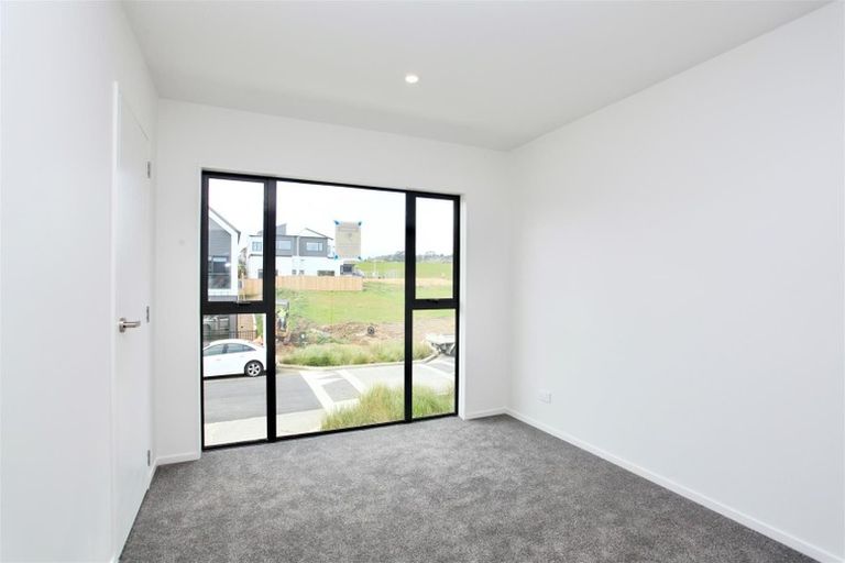 Photo of property in 23 Hearth Street, Flat Bush, Auckland, 2019