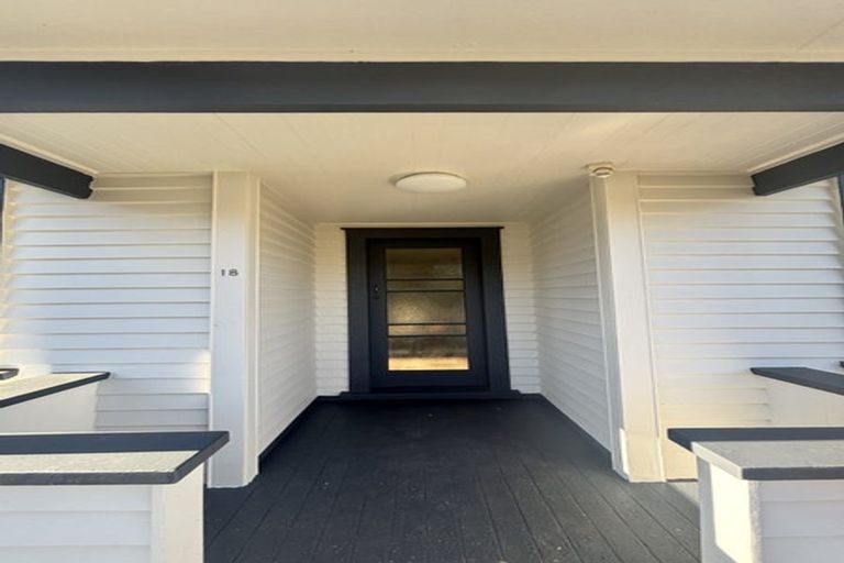 Photo of property in 18 Opoia Road, Hamilton East, Hamilton, 3216