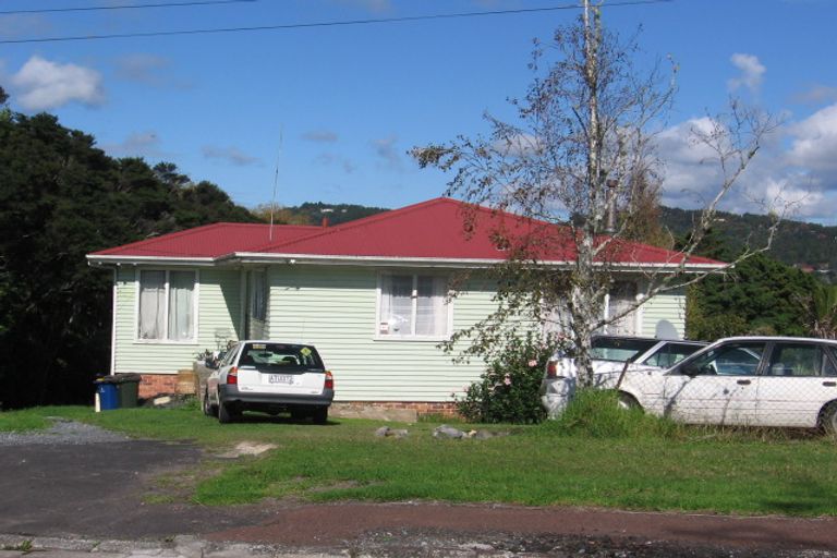 Photo of property in 36 Routley Drive, Glen Eden, Auckland, 0602
