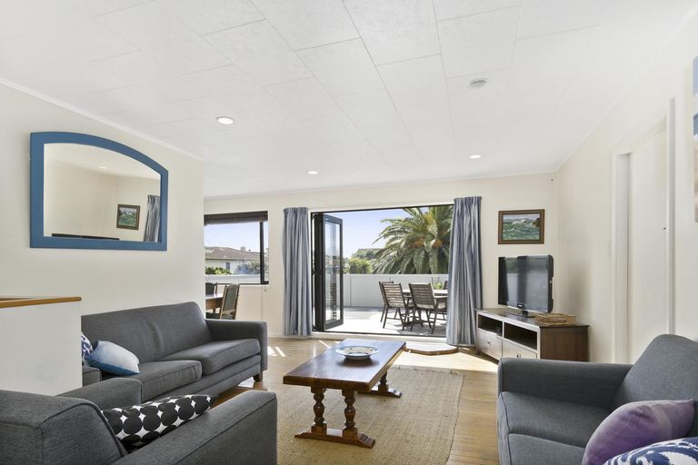Photo of property in 1119 Papamoa Beach Road, Papamoa Beach, Papamoa, 3118