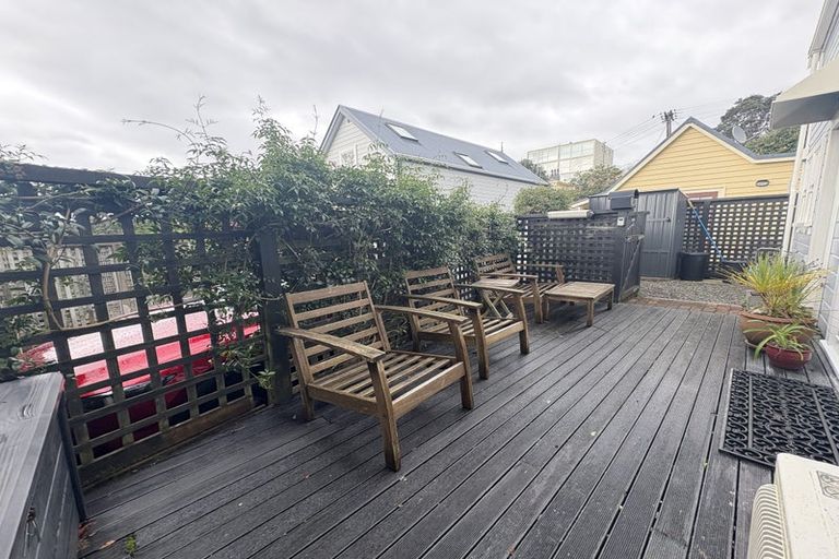Photo of property in 18b Saint Mary Street, Thorndon, Wellington, 6011