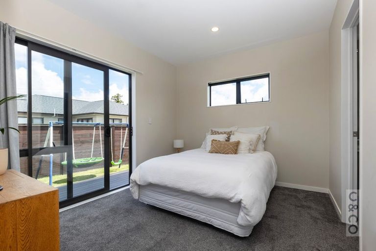 Photo of property in 1 Duchess Way, Riverhead, 0820