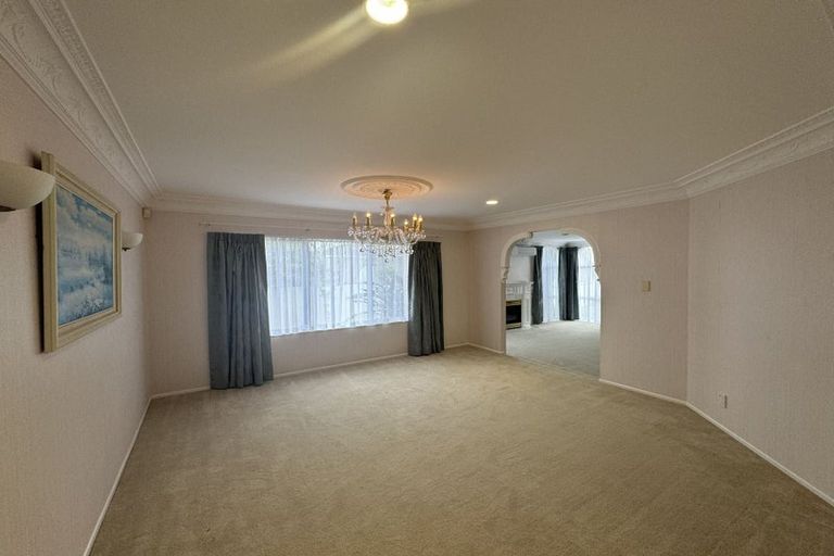 Photo of property in 22 Oliver Twist Avenue, Mellons Bay, Auckland, 2014