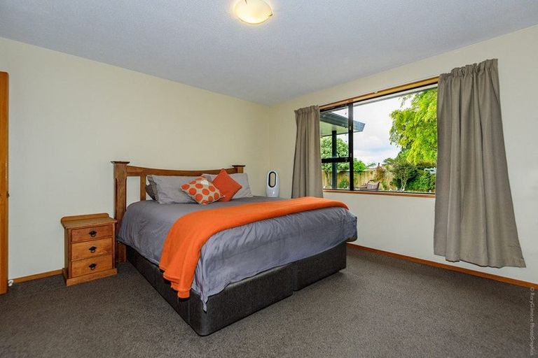 Photo of property in 42b Medina Crescent, Parklands, Christchurch, 8083