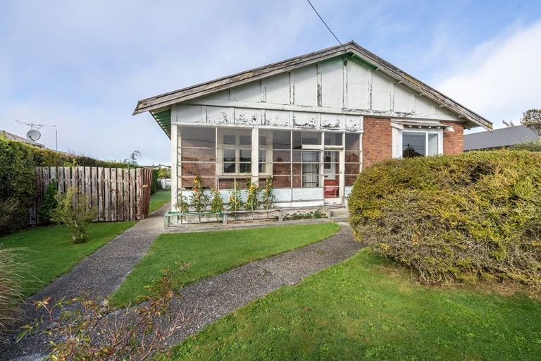 Photo of property in 20 Irving Street, Gore, 9710