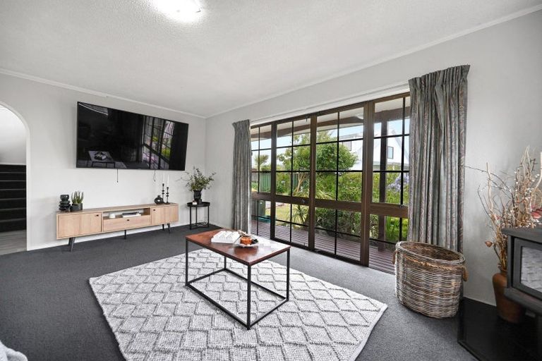 Photo of property in 5 Monique Place, Dinsdale, Hamilton, 3204