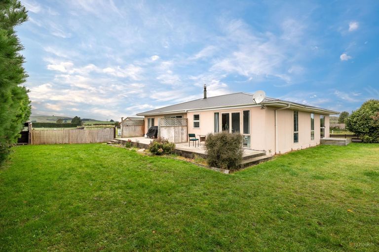 Photo of property in 856 Hakataramea Highway, Waimate, 7977