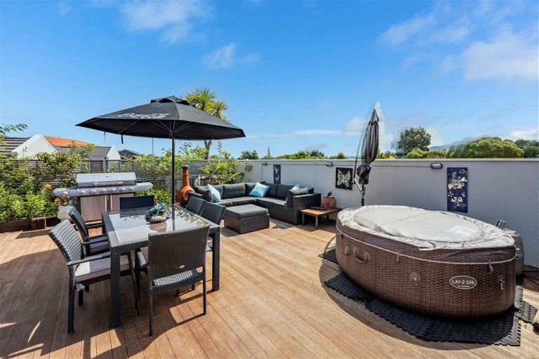 Photo of property in 15 Rifleman Lane, Paraparaumu Beach, Paraparaumu, 5032