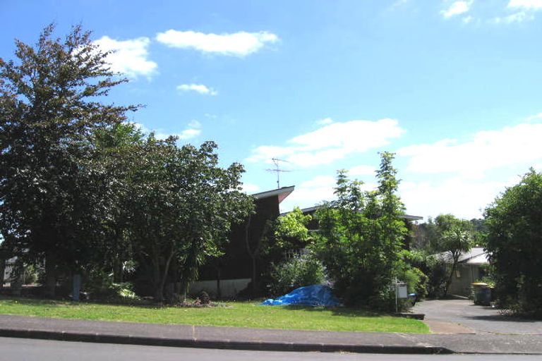 Photo of property in 10 Castleton Street, Birkdale, Auckland, 0626