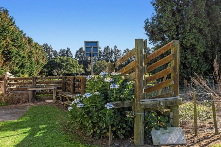Photo of property in 9 Moore Road, Thornton, Whakatane, 3194