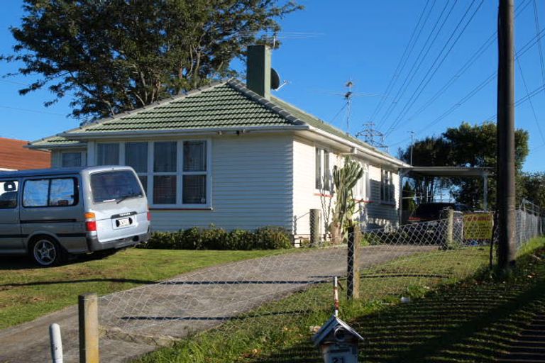 Photo of property in 23 Mcburney Place, Mangere East, Auckland, 2024