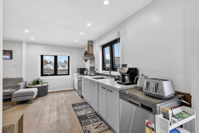 Photo of property in 15 Baberton Street, Tokoroa, 3420