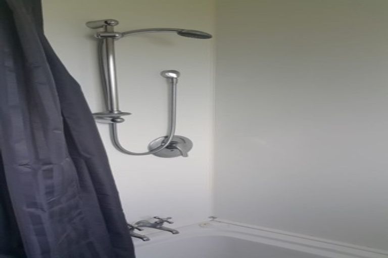 Photo of property in 10a Epsom Road, Sockburn, Christchurch, 8042