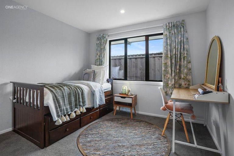 Photo of property in 7 Oakville Close, Rangiora, 7400