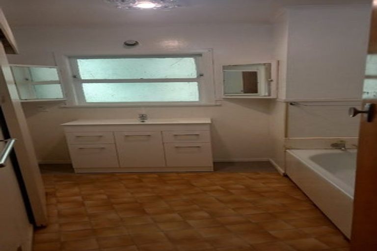 Photo of property in 51 Popes Road, Takanini, 2105