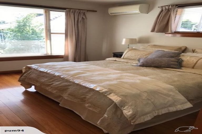 Photo of property in 18 Riverlaw Terrace, Saint Martins, Christchurch, 8022