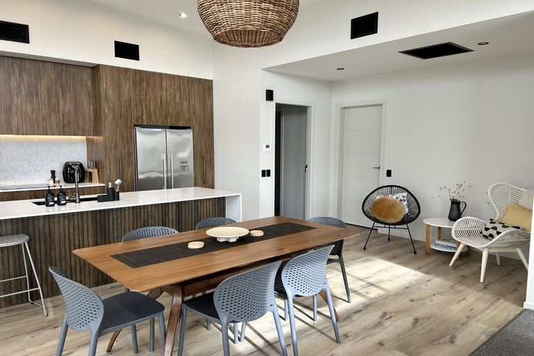 Photo of property in 8 Mirek Street, Waikanae, 5036