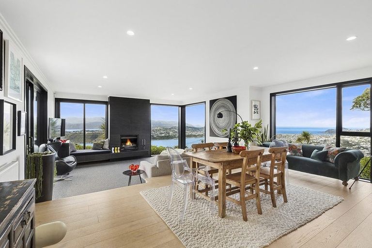 Photo of property in 14 Alexandra Road, Roseneath, Wellington, 6021