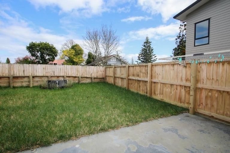 Photo of property in 28u4 Mahoe Street, Melville, Hamilton, 3206