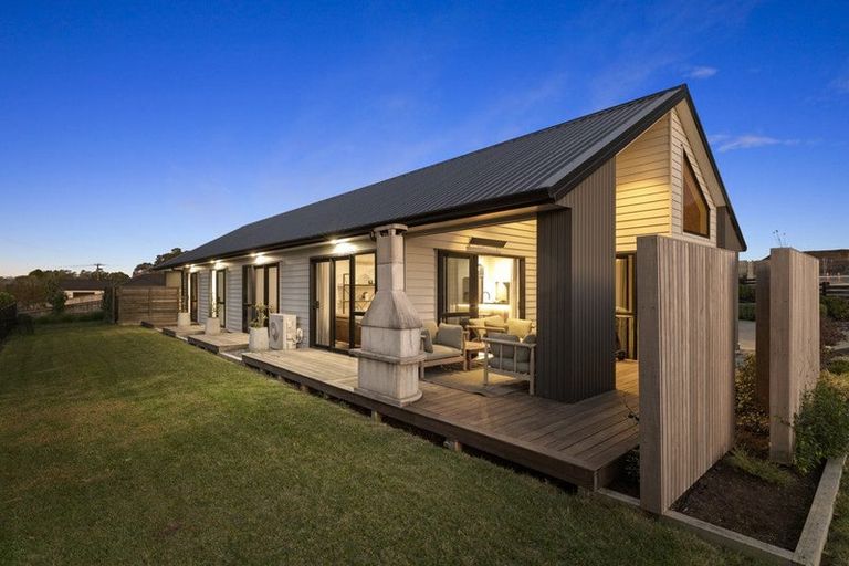Photo of property in 29 Laurelwood Avenue, Pukekohe, 2120