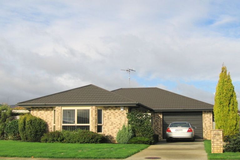 Photo of property in 15 Sunburst Court, Paraparaumu Beach, Paraparaumu, 5032