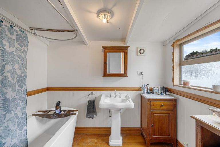 Photo of property in 12 Riwai Street, Templeton, Christchurch, 8042