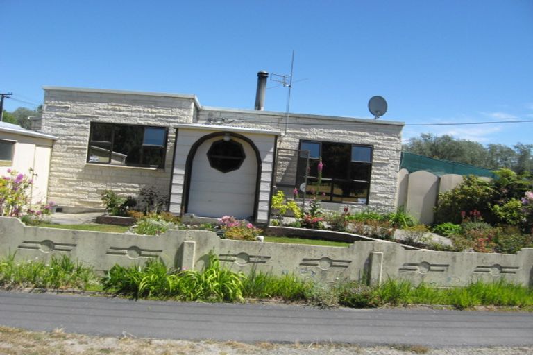 Photo of property in 4 Helmsdale Street, Burwood, Christchurch, 8083