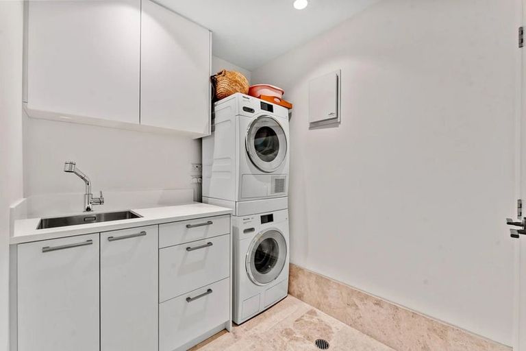 Photo of property in 43 Waterside Crescent, Gulf Harbour, Whangaparaoa, 0930