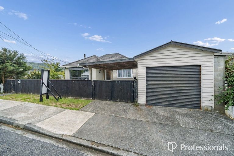 Photo of property in 45 Stanley Street, Wainuiomata, Lower Hutt, 5014