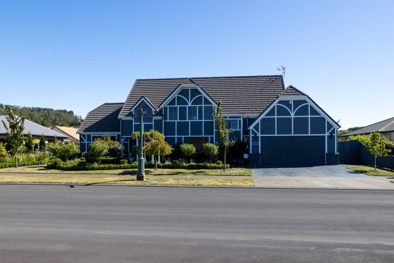 Photo of property in 38 Kensington Drive, Taradale, Napier, 4112