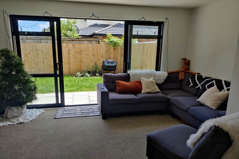 Photo of property in 7/18 Graham Avenue, Te Atatu Peninsula, Auckland, 0610