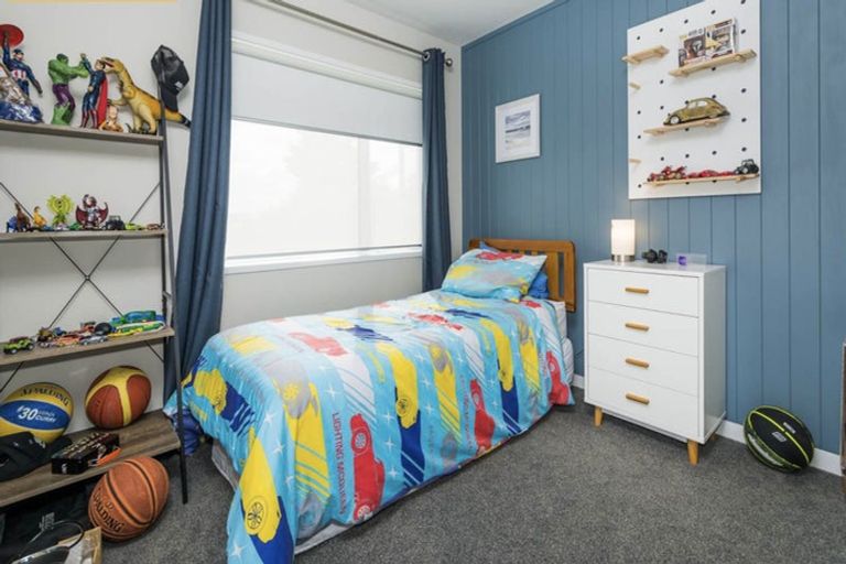 Photo of property in 12 Wiriana Place, Stanmore Bay, Whangaparaoa, 0932