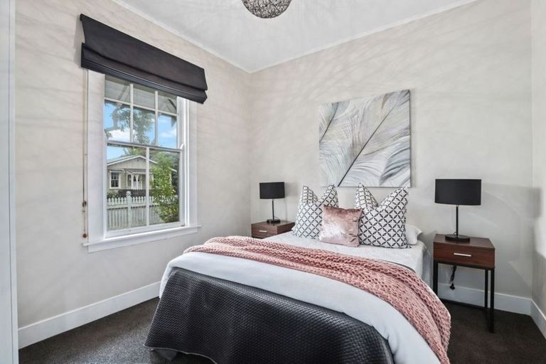 Photo of property in 2 Makomako Street, Frankton, Hamilton, 3204