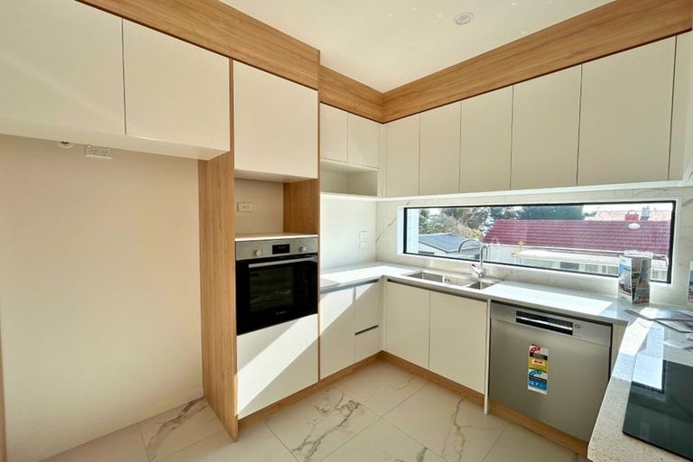 Photo of property in 723b Massey Road, Mangere, Auckland, 2022