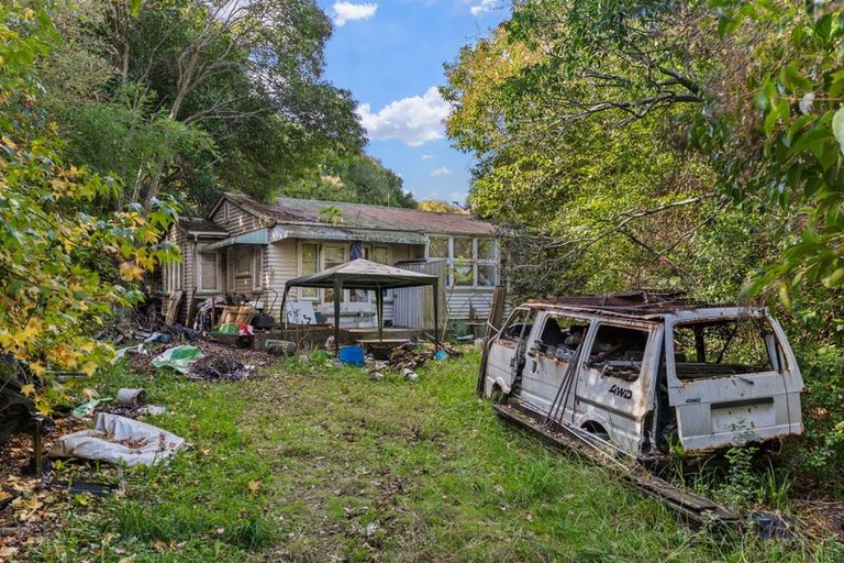 Photo of property in 37 Wairau Road, Forrest Hill, Auckland, 0627