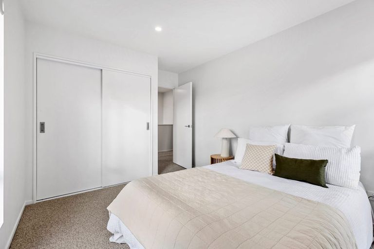 Photo of property in 3/92 Holly Road, St Albans, Christchurch, 8014