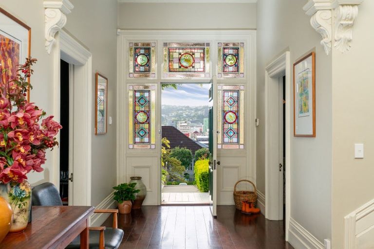 Photo of property in 91 Brougham Street, Mount Victoria, Wellington, 6011