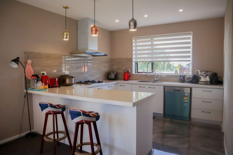 Photo of property in 17 Exeter Lane, Rolleston, 7614