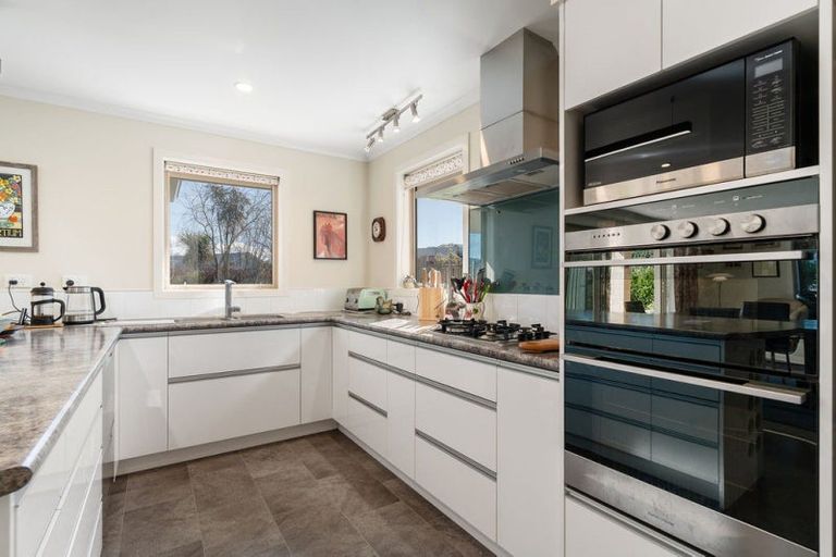 Photo of property in 24 Mill Grove, Clareville, Carterton, 5713