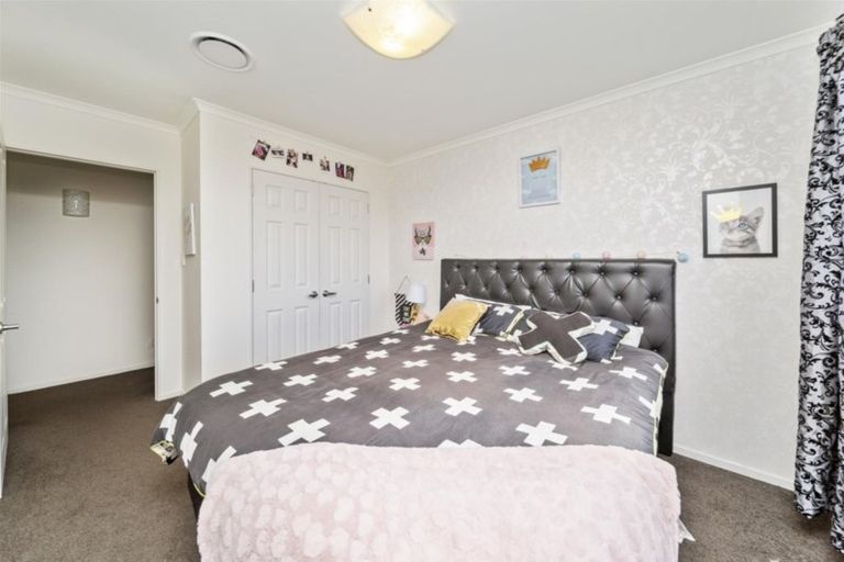 Photo of property in 5 Reremoana Close, Hawera, 4610