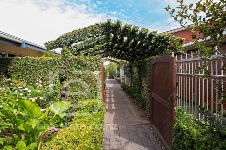 Photo of property in 308 Sunset Road, Windsor Park, Auckland, 0632