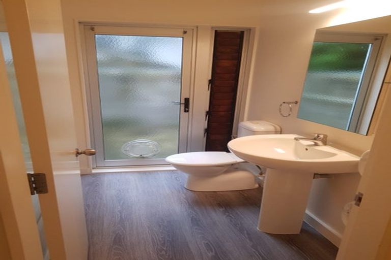 Photo of property in 59a Mandalay Terrace, Khandallah, Wellington, 6035