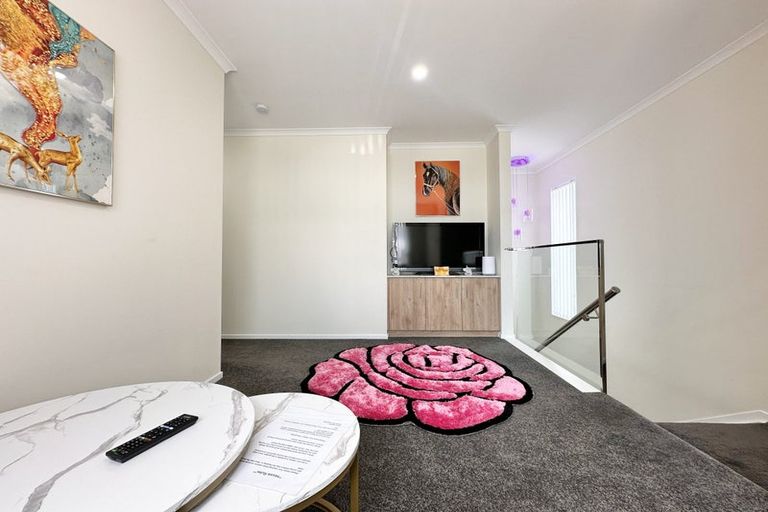 Photo of property in 169a Russell Road, Manurewa, Auckland, 2102