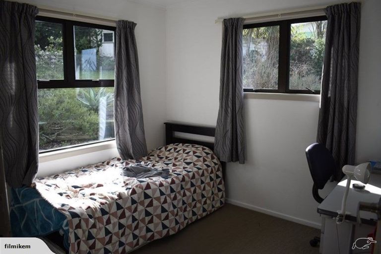 Photo of property in 15 Roband Avenue, Glenfield, Auckland, 0629