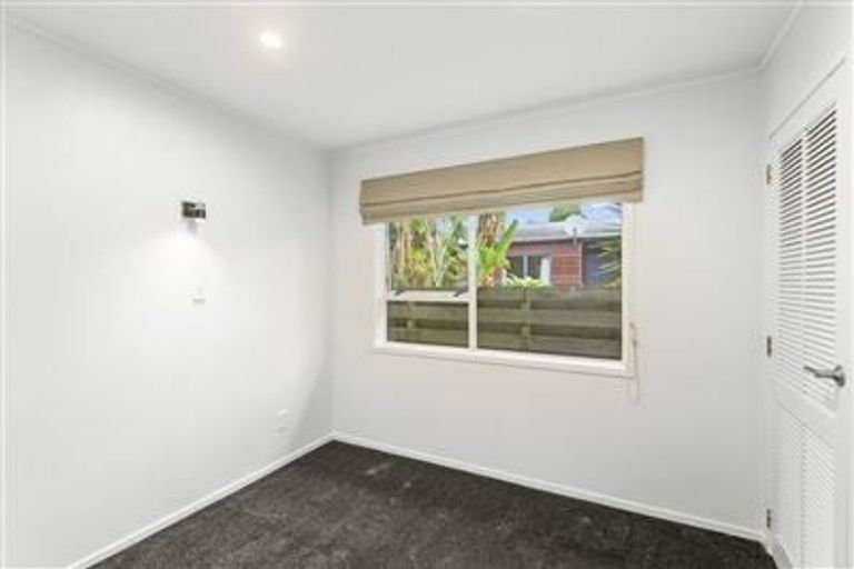 Photo of property in 3/444 Hibiscus Coast Highway, Orewa, 0931